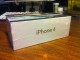 Original : Apple iPhone 4G 32GB ( Black & White ) $ 300 Usd